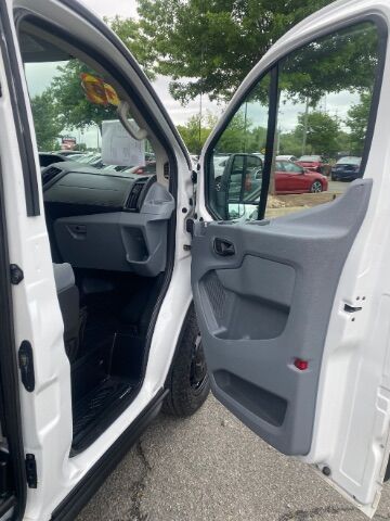 2019 Ford Transit-250 w/RH Sliding Door Low Roof 147.6 WB Charlotte NC