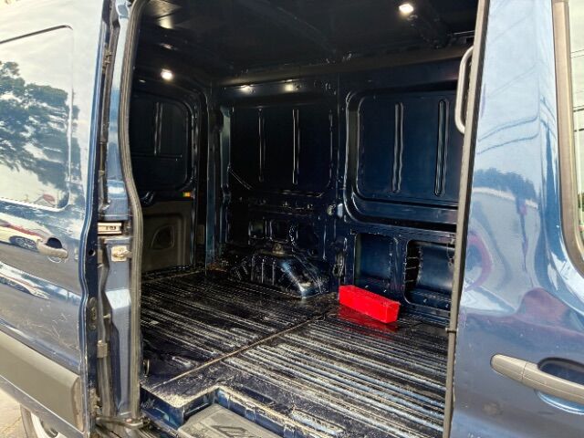 2019 Ford Transit-250 w/RH Sliding Door Medium Roof 129.9 WB Charlotte NC