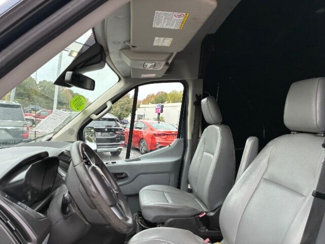 2019 Ford Transit-250 w/RH Sliding Door Medium Roof 129.9 WB Charlotte NC