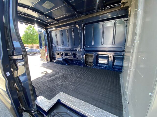 2019 Ford Transit-250 w/RH Sliding Door Medium Roof 147.6 WB Charlotte NC