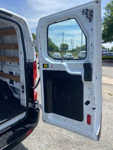 2019 Ford Transit-250 w/RH Swing-Out Doors Low Roof 129.9  WB Charlotte NC