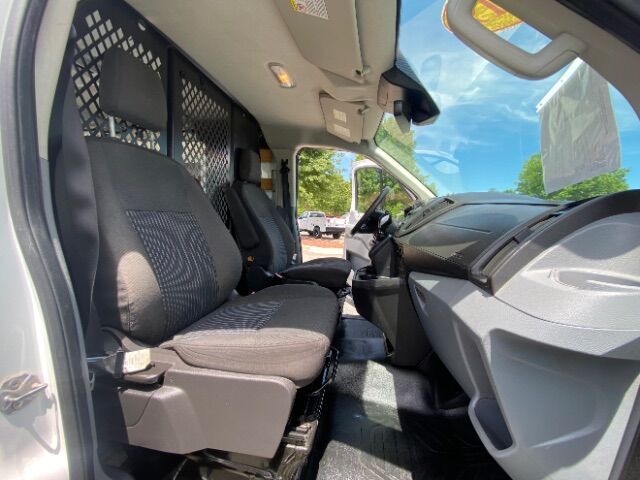 2019 Ford Transit-250 w/RH Swing-Out Doors Low Roof 129.9  WB Charlotte NC