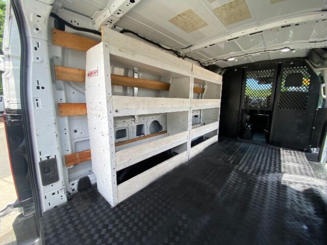 2019 Ford Transit-250 w/RH Swing-Out Doors Low Roof 129.9  WB Charlotte NC
