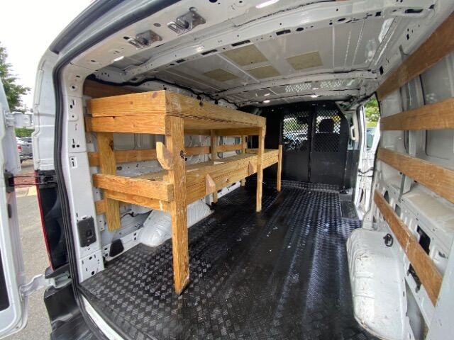 2019 Ford Transit-250 w/RH Swing-Out Doors Low Roof 129.9 WB Charlotte NC