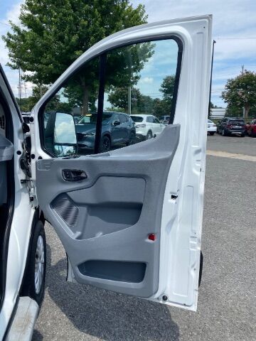 2019 Ford Transit-250 w/RH Swing-Out Doors Low Roof 129.9 WB Charlotte NC