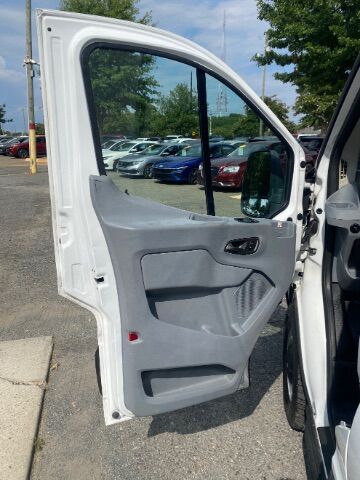 2019 Ford Transit-250 w/RH Swing-Out Doors Low Roof 129.9 WB Charlotte NC