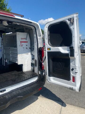 2019 Ford Transit-250 w/RH Swing-Out Doors Low Roof 129.9 WB Charlotte NC