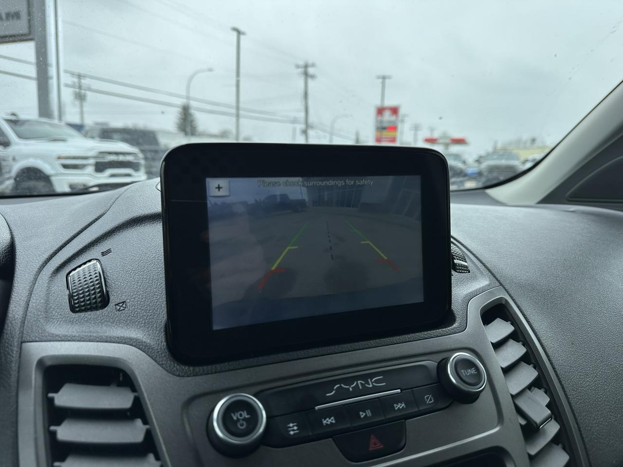 2019 Ford Transit Connect Van XLT | Low KM | FWD | Dual Sliding Doors | Rearview Camera | Remote Start | Bluetooth | Keyless Entry Redwater AB