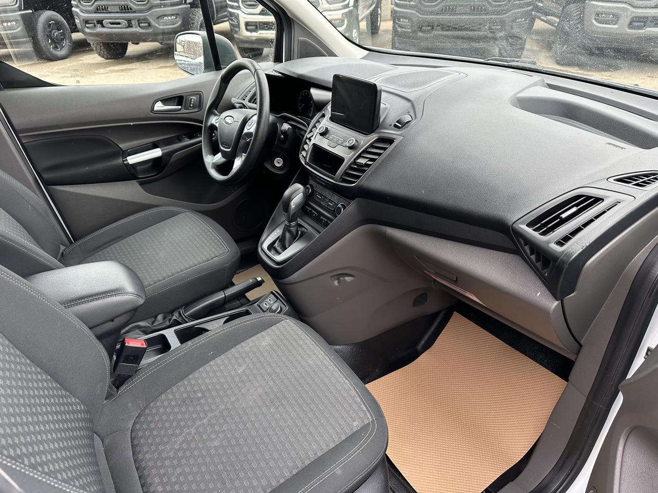 2019 Ford Transit Connect Van XLT | Low KM | FWD | Dual Sliding Doors | Rearview Camera | Remote Start | Bluetooth | Keyless Entry Redwater AB