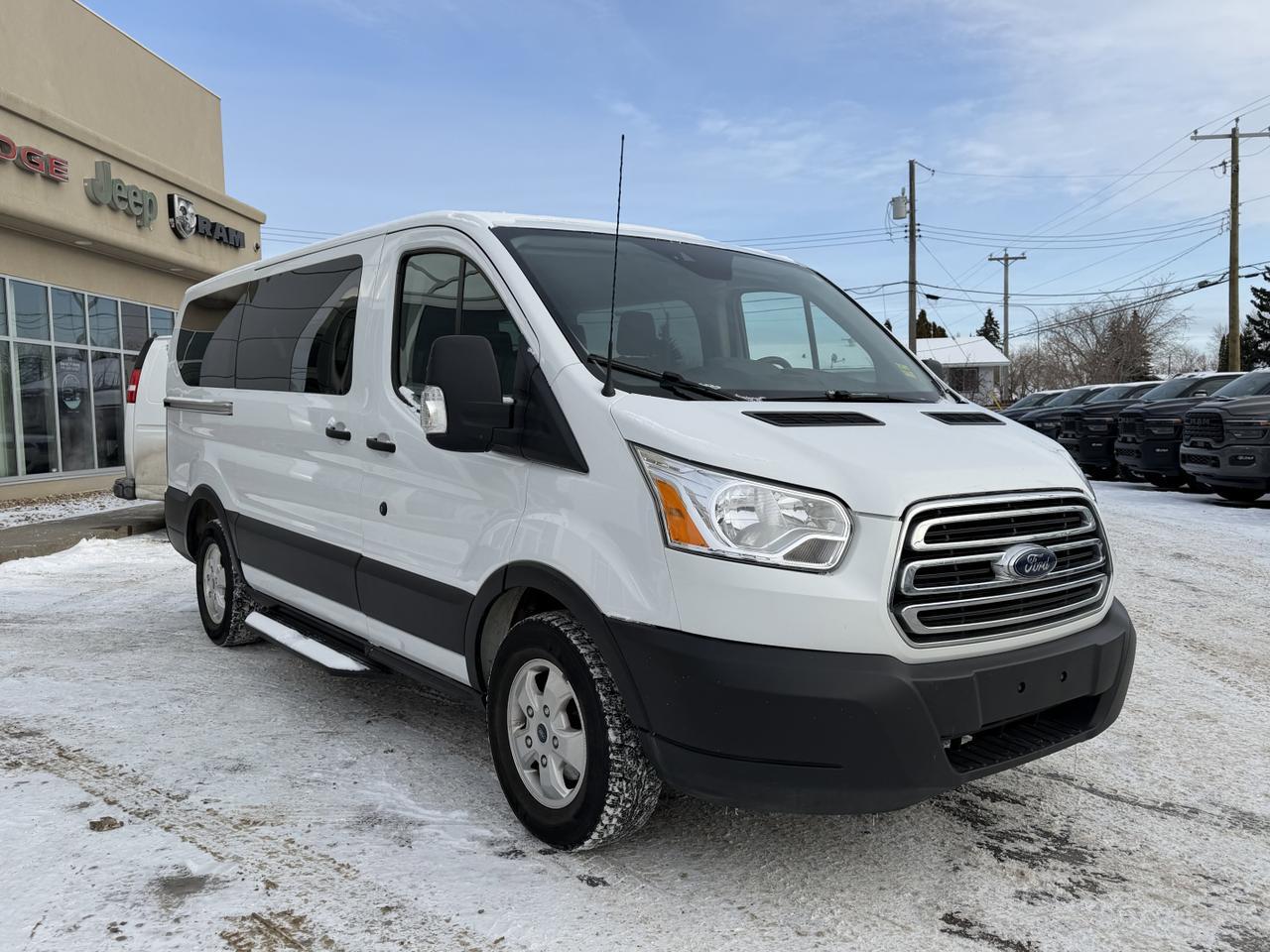 2019 Ford Transit Passenger Wagon T-150 XL RWD | 3RD Row Seating | Backup Camera | Tow Package | Sliding Door Redwater AB