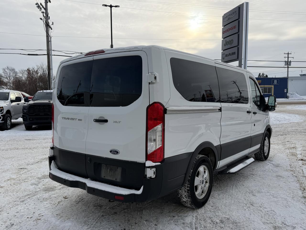 2019 Ford Transit Passenger Wagon T-150 XL RWD | 8 Seater | 3RD Row Seating | Backup Camera | Tow Package | Sliding Door Redwater AB