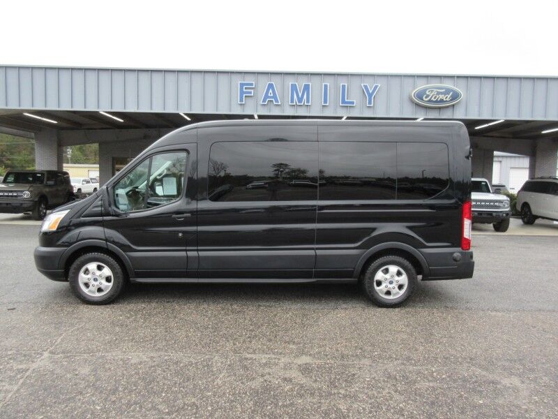 2019 Ford Transit Passenger Wagon T-350 148 Med Roof XLT Sliding RH Dr St. George SC