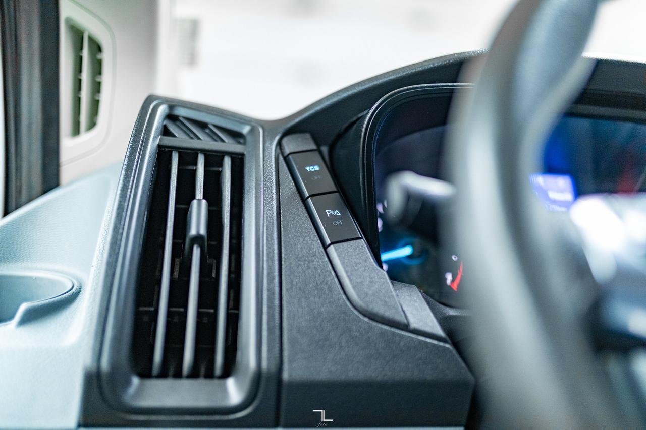 2019 Ford Transit T-150 4x4 Low Roof Passenger Van BCam Red Deer AB