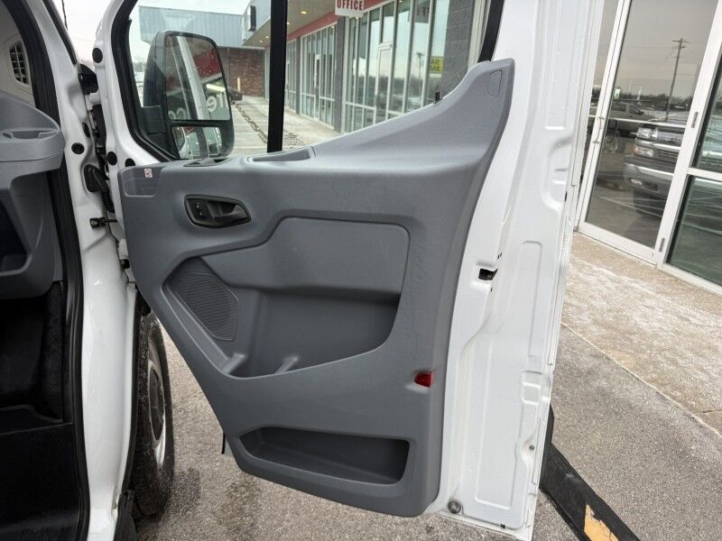 2019 Ford Transit T-150 Low Roof Cargo Van Collinsville OK