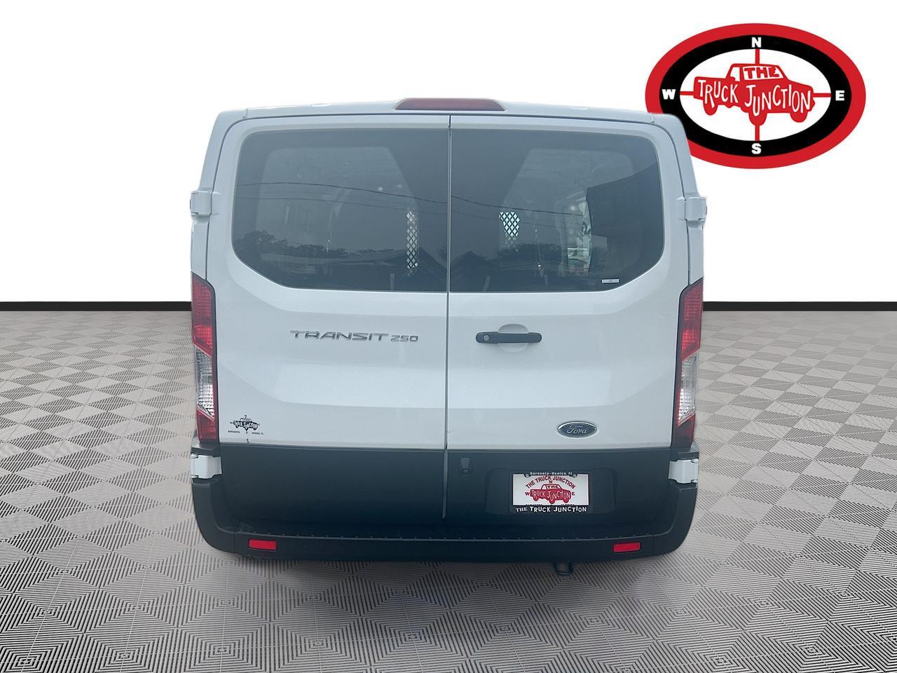 2019 Ford Transit Van T-250 Low Rf 9000 GVWR Sliding RH Dr Venice FL