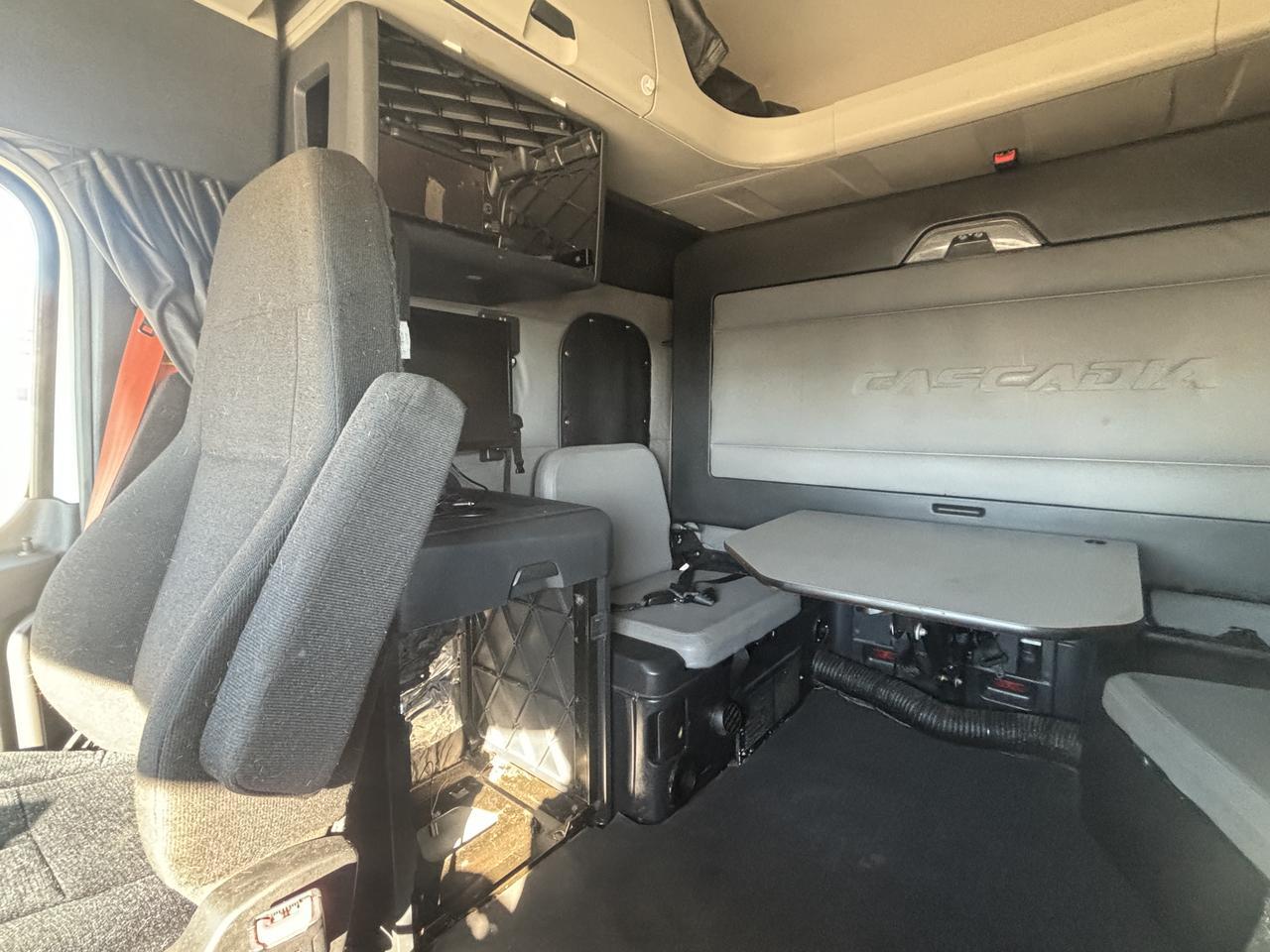 2019 Freightliner Cascadia 126 . Seville OH