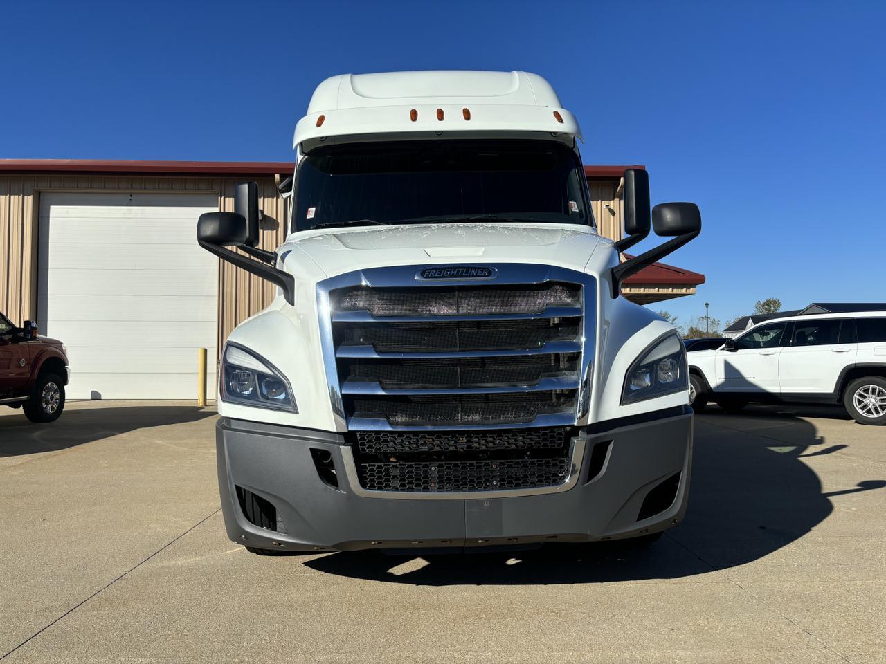 2019 Freightliner Cascadia 126 .
