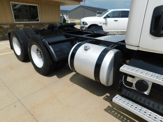 2019 Freightliner Cascadia 126 Day Cab . Seville OH
