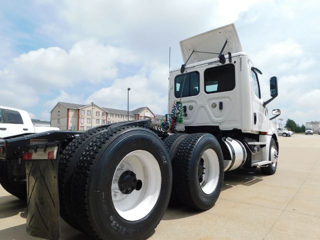 2019 Freightliner Cascadia 126 Day Cab . Seville OH