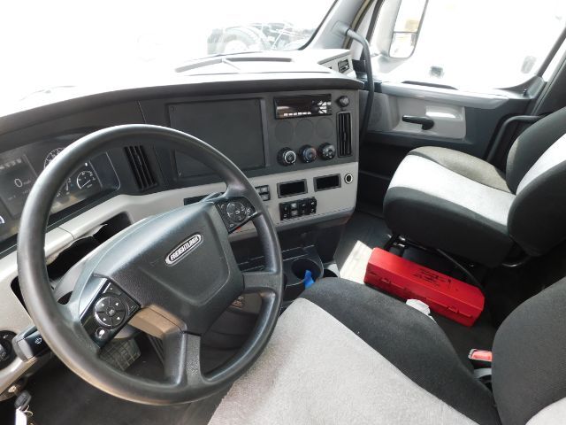2019 Freightliner Cascadia 126 Day Cab . Seville OH