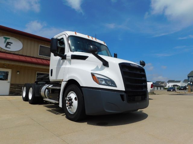 2019 Freightliner Cascadia 126 Day Cab . Seville OH