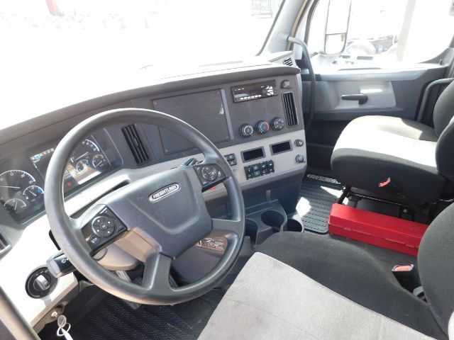 2019 Freightliner Cascadia 126 Day Cab . Seville OH