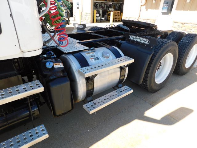 2019 Freightliner Cascadia 126 Day Cab . Seville OH