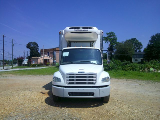 2019 Freightliner M2 106 M2 106