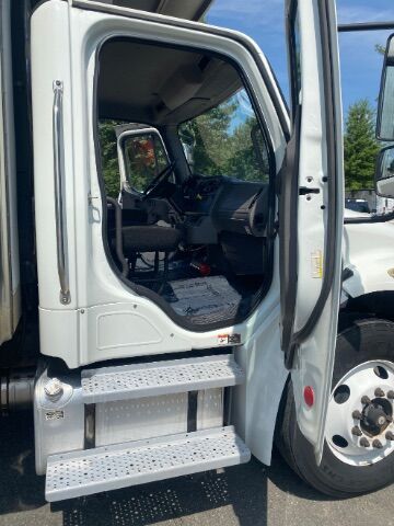 2019 Freightliner M2 106 M2 106 Charlotte NC