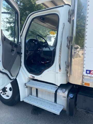 2019 Freightliner M2 106 M2 106 Charlotte NC