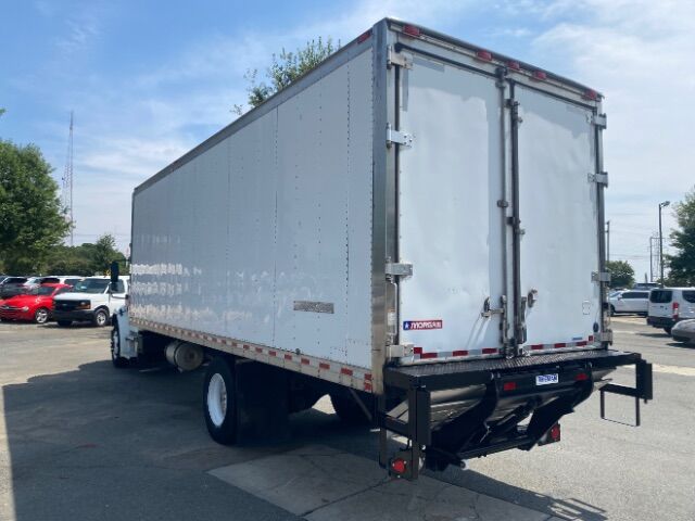 2019 Freightliner M2 106 M2 106
