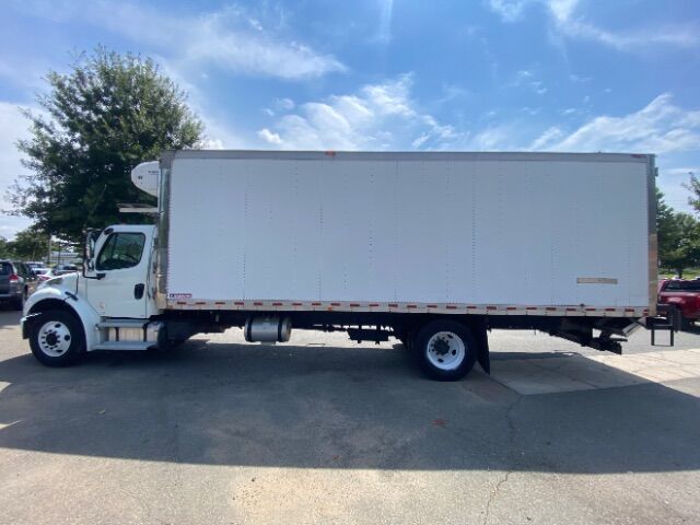 2019 Freightliner M2 106 M2 106