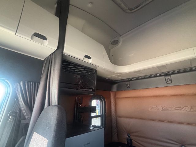 2019 Freightliner New Cascadia 126 . Seville OH