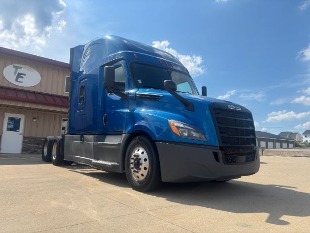 2019 Freightliner New Cascadia 126 .