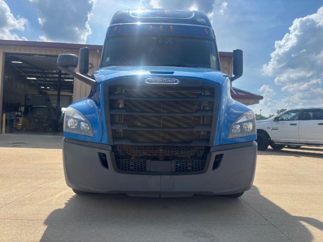 2019 Freightliner New Cascadia 126 .