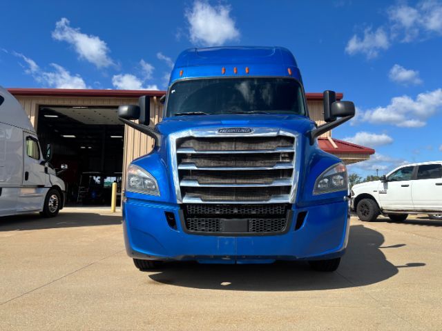 2019 Freightliner New Cascadia 126 .