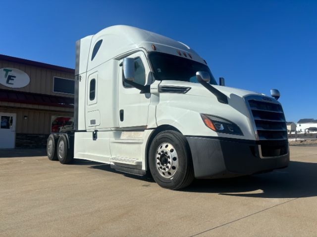 2019 Freightliner New Cascadia 126 .