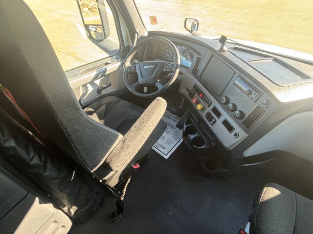 2019 Freightliner New Cascadia 126 . Seville OH