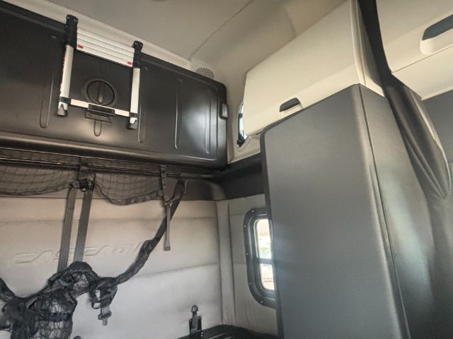 2019 Freightliner New Cascadia 126 . Seville OH