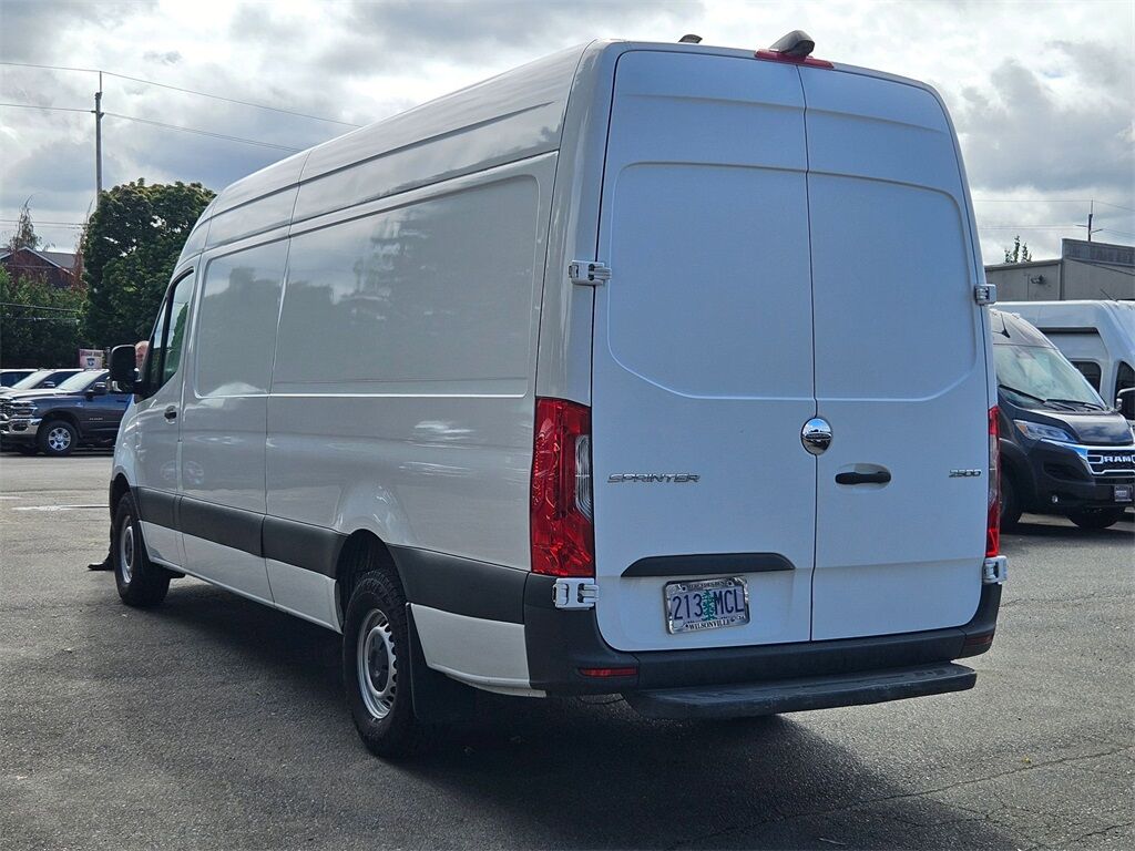 2019 Freightliner Sprinter 2500 High Roof Gresham OR