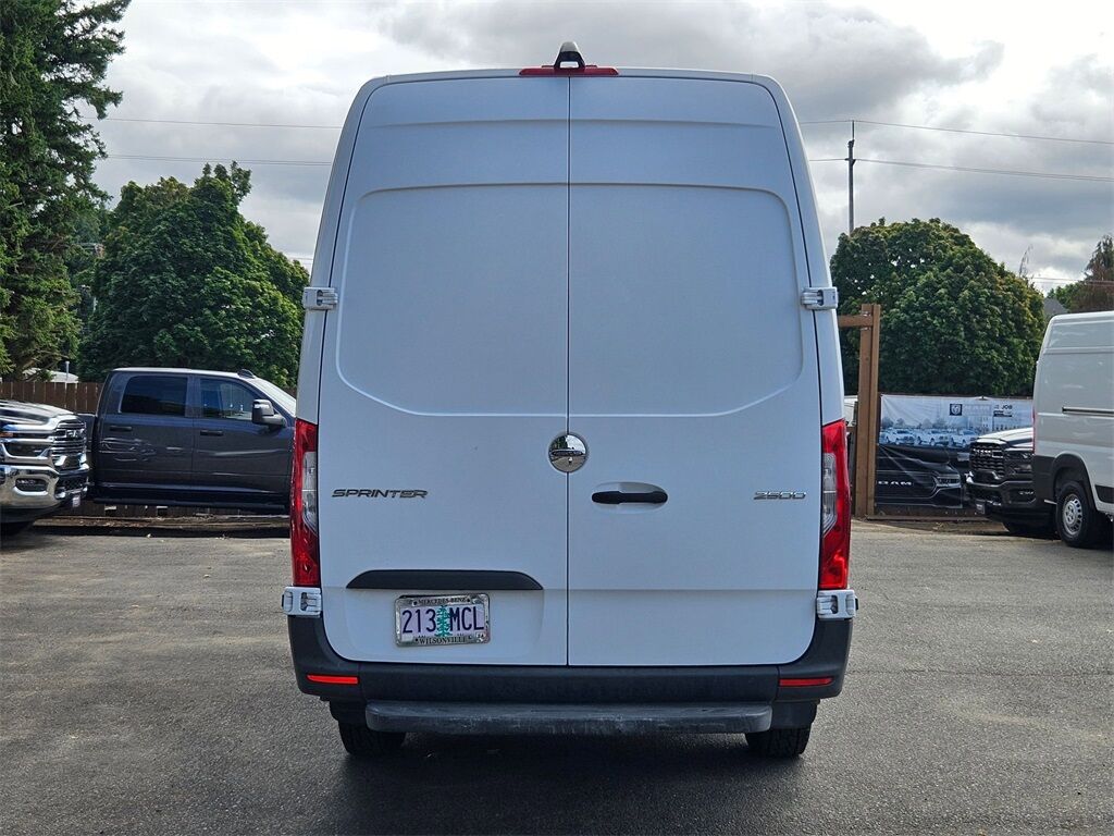 2019 Freightliner Sprinter 2500 High Roof Gresham OR