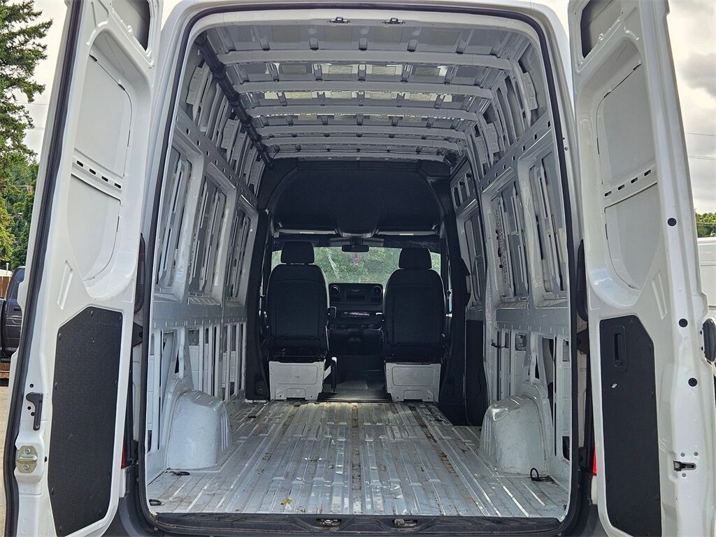 2019 Freightliner Sprinter 2500 High Roof Gresham OR