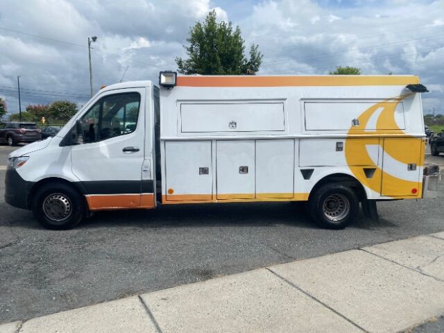 2019 Freightliner Sprinter 3500XD Chassis Standard Roof V6