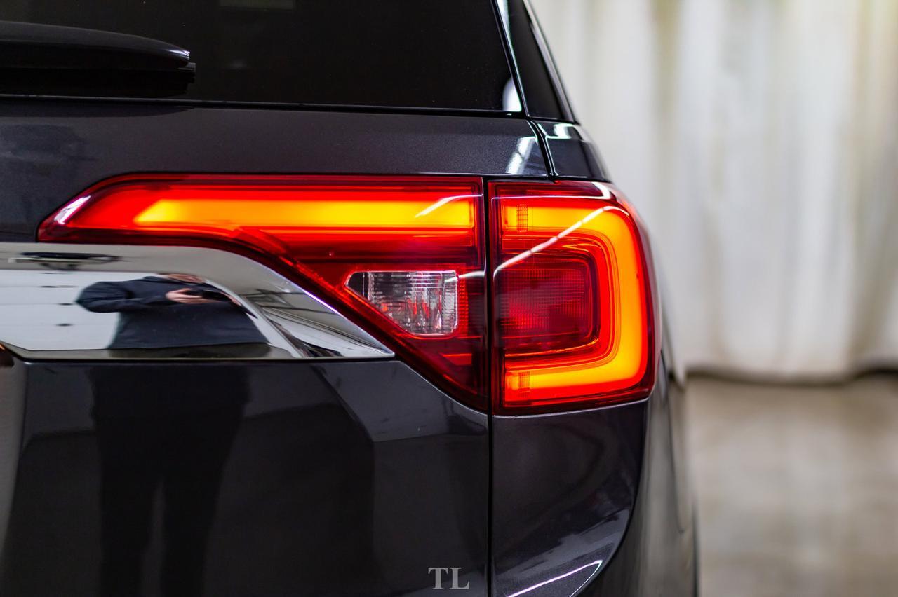 2019 GMC Acadia AWD Denali Leather Roof Nav BCam Red Deer AB