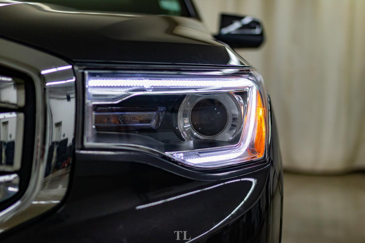 2019 GMC Acadia AWD Denali Leather Roof Nav BCam Red Deer AB