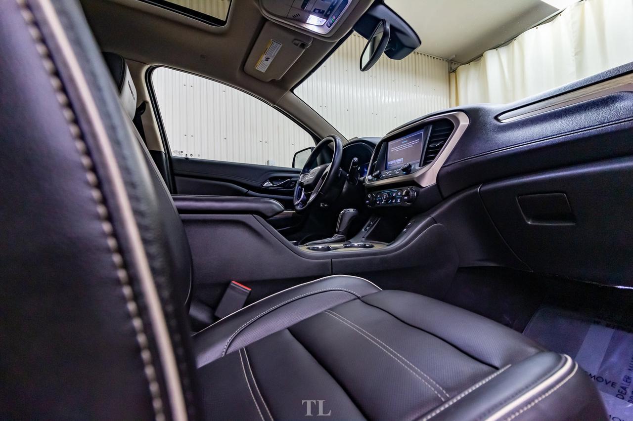 2019 GMC Acadia AWD Denali Leather Roof Nav BCam Red Deer AB