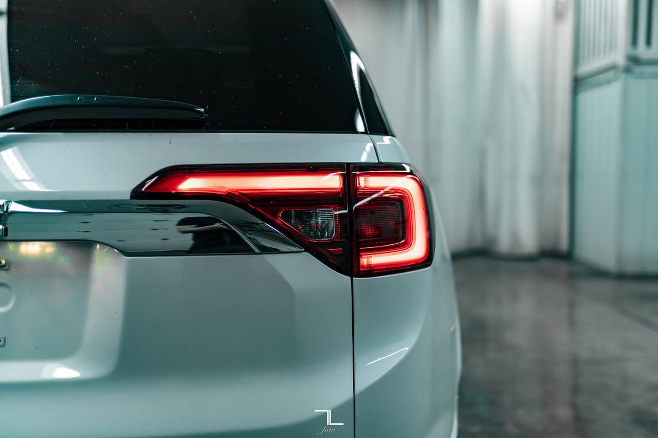 2019 GMC Acadia AWD Denali Leather Roof Nav BCam Red Deer AB