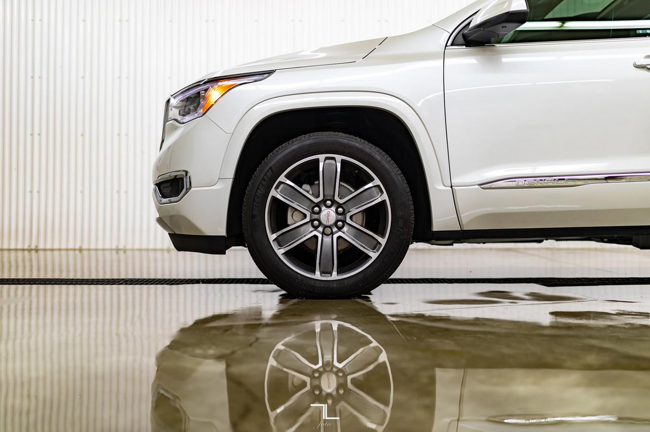 2019 GMC Acadia AWD Denali Leather Roof Nav BCam Red Deer AB