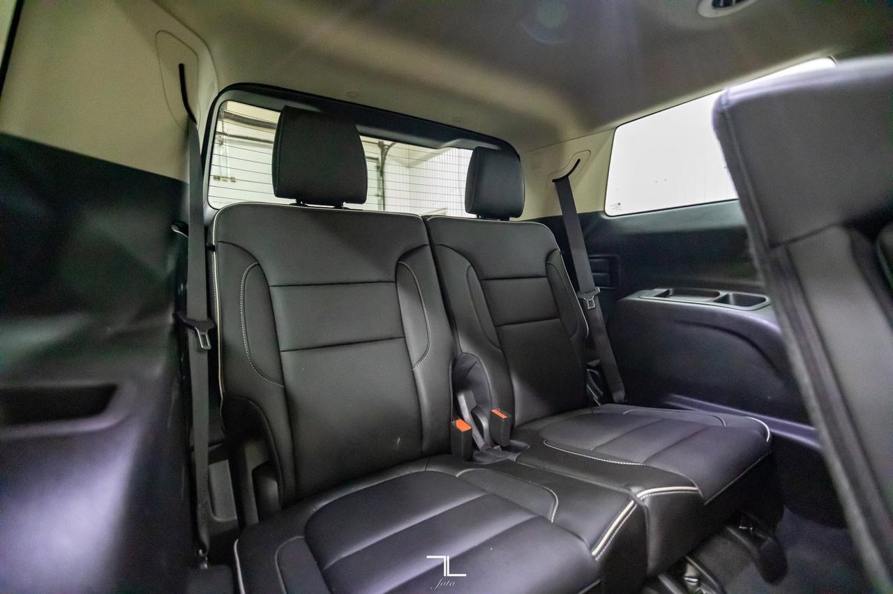 2019 GMC Acadia AWD Denali Leather Roof Nav BCam Red Deer AB