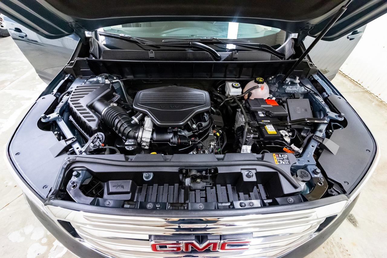 2019 GMC Acadia AWD SLE 3rd Row Roof DVD BCam Red Deer AB